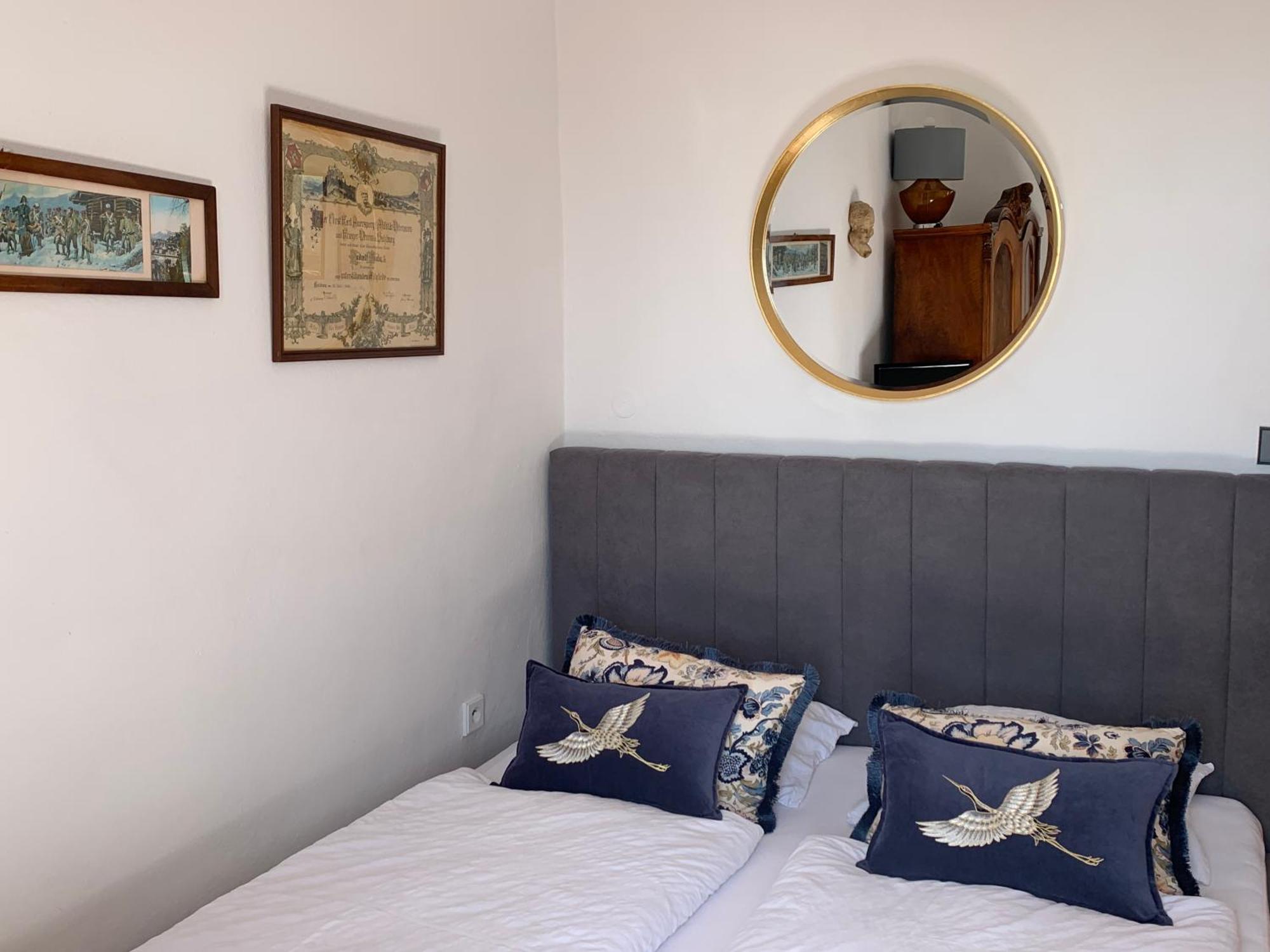 Boutique Apartments U Rolanda, Mikulasske Namesti Зноймо Екстер'єр фото